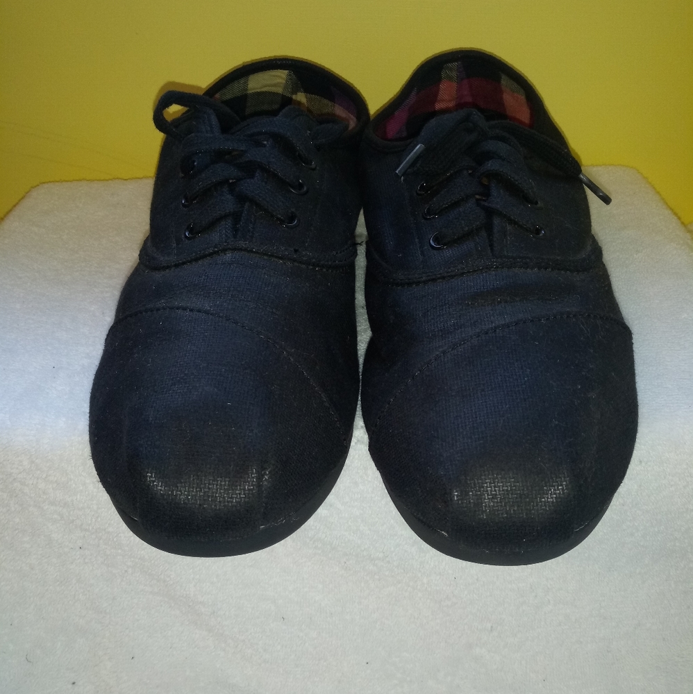 Toms -TRADED-